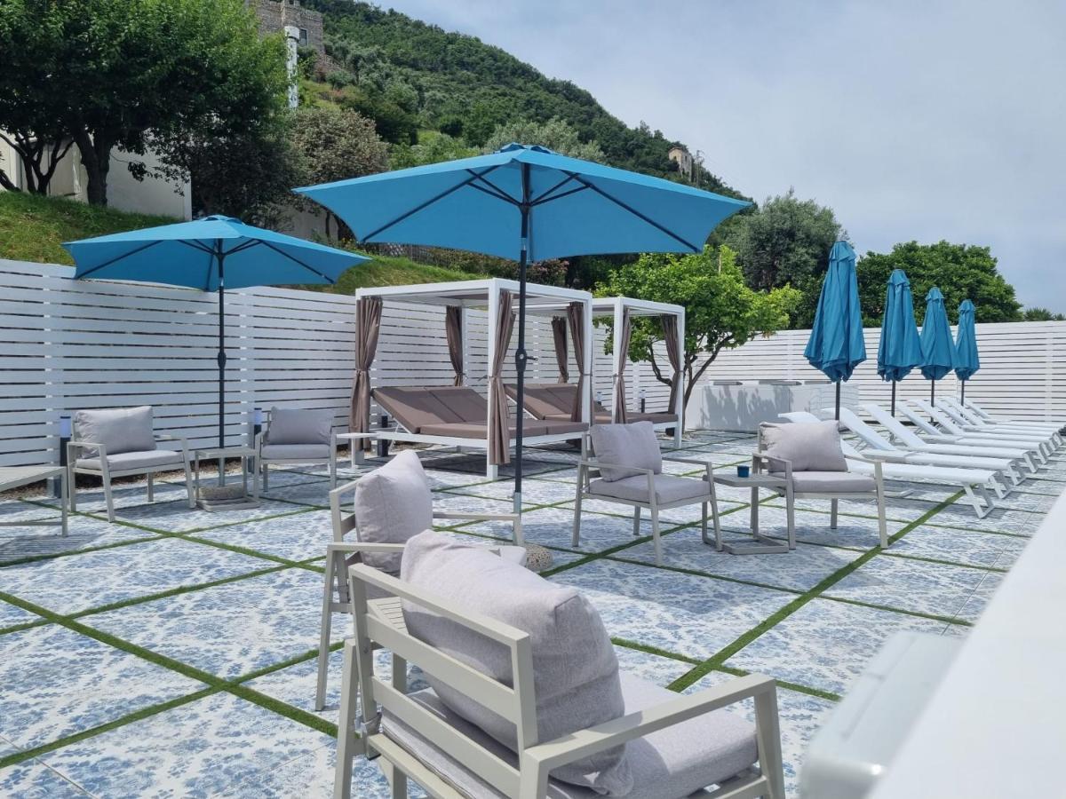 Relais Al Castello Bed & Breakfast Castellammare di Stabia Exterior photo